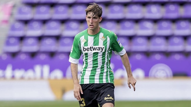 Juan Miranda’s future at Real Betis - Bóng Đá