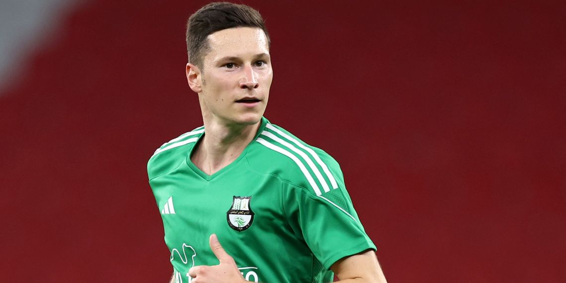 SỐC! Julian Draxler tự ý rời sân giữa trận đấu ở Qatar - Bóng Đá