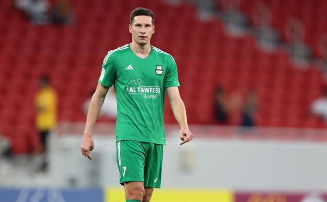 SỐC! Julian Draxler tự ý rời sân giữa trận đấu ở Qatar - Bóng Đá