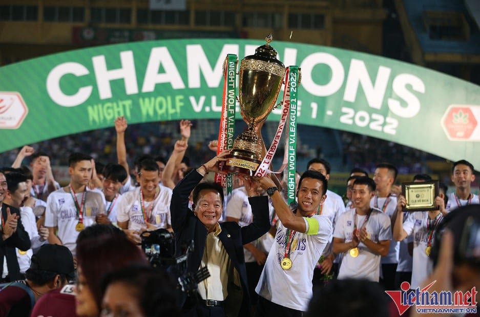 Hà Nội vô địch V-League: Nhà vua trở lại - Bóng Đá