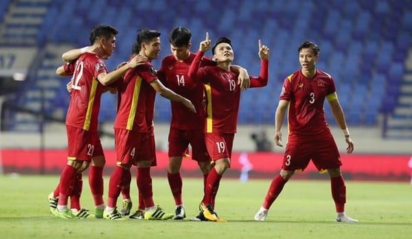 3 điều rút ra từ việc Quang Hải chính thức dự AFF Cup - Bóng Đá