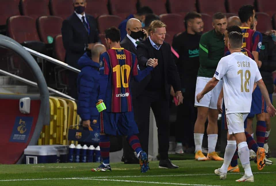 Koeman left stunned: Barcelona deserved late penalty vs. Real Madrid - Bóng Đá