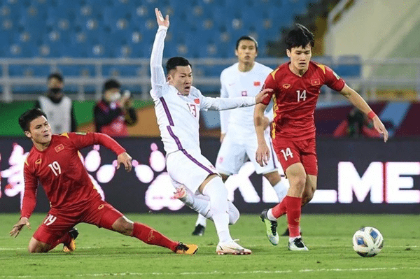 BLV Quang Tùng nói về trận đấu với Trung Quốc - Bóng Đá